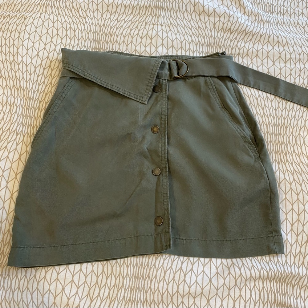 Utility mini skirt